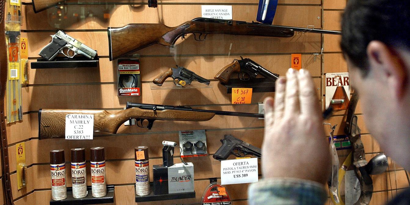 Argentinians concerned about lowering of legal age to own a firearm