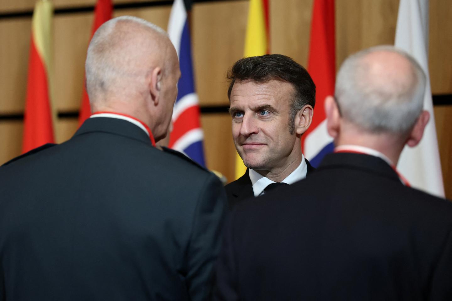Macron urges allies to work on Ukraine security guarantees