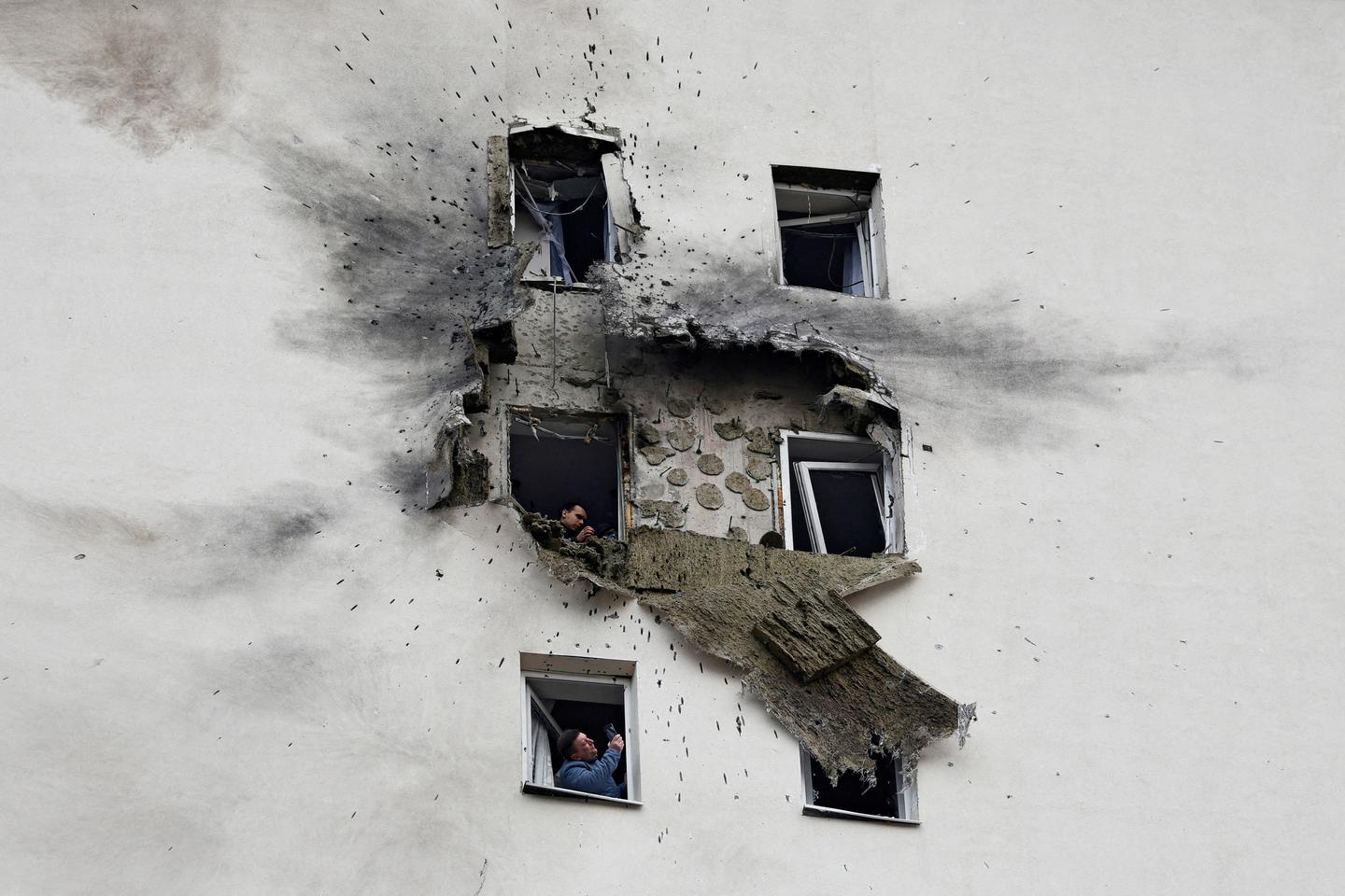 Video. Video: Moscow targeted by 'massive' Ukrainian drone attack