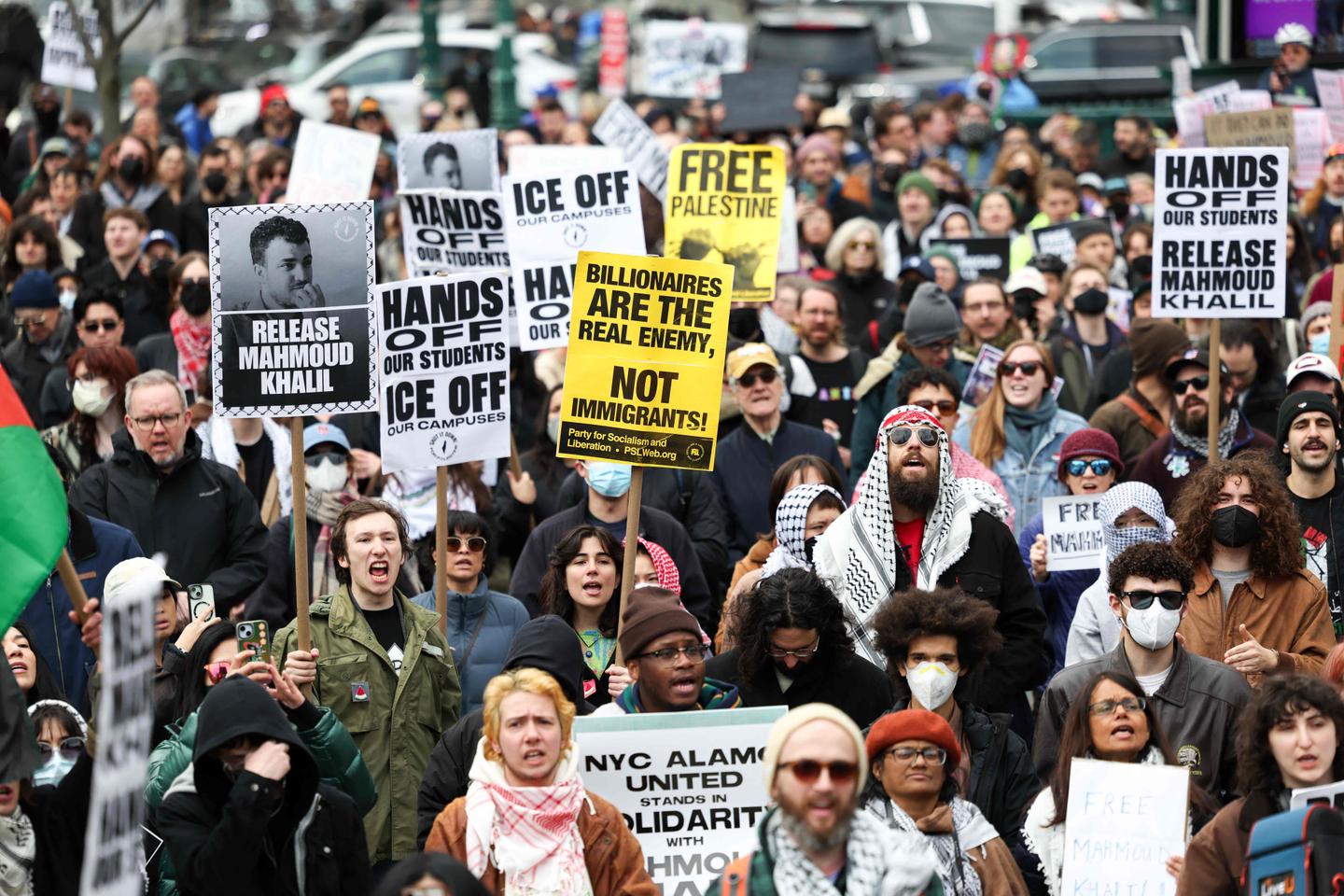 Pro-Palestinian protesters fill NY's Trump Tower