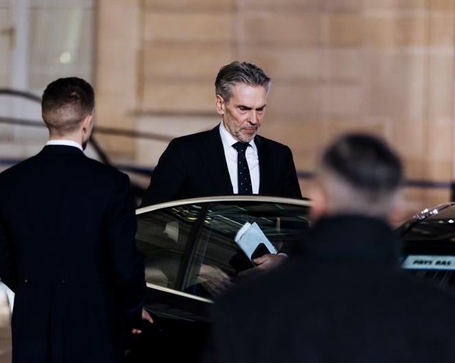 O Primeiro Ministro da Holanda, Dick Schoof, durante uma reunião na Ucrânia no Palais de L'Elysée, em Paris, em 17 de fevereiro de 2025.