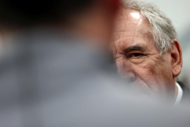 Le premier ministre, François Bayrou, le 14 mars 2025, près de La Rochelle (Charente-Maritime).
