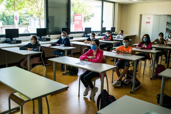 Dans une classe de 6ᵉ du collège du Parc, à Illkirch-Graffenstaden (Bas-Rhin), le 2 juin 2020.