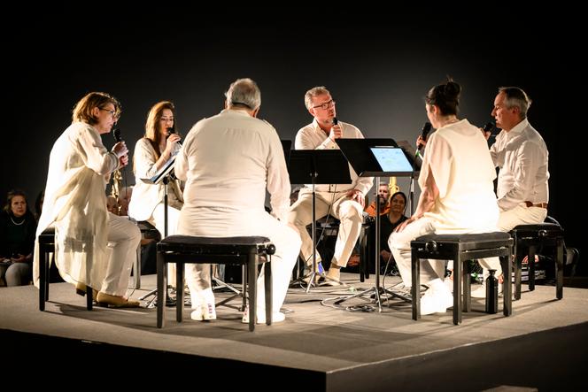 L’ensemble Neue Vocalsolisten, à la galerie Hauser & Wirth, lors du Printemps des Arts de Monte-Carlo, le 12 mars 2025.