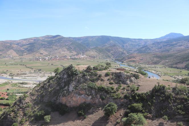Le promontoire rocheux de Kach Kouch, dans le nord du Maroc.