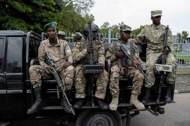 M23 Rebels au poste de frontière de Goma-Gisenyi, le 1er mars 2025.
