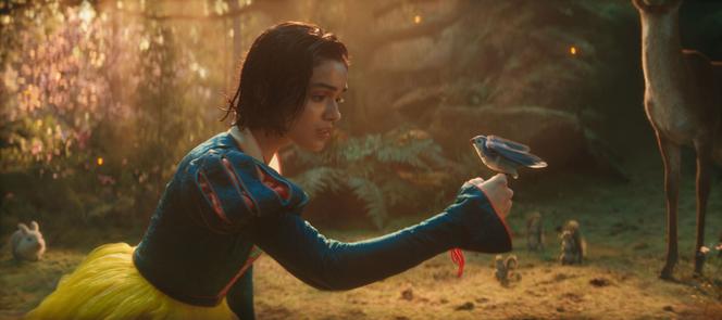Blanche-Neige (Rachel Zegler) dans « Blanche-Neige et les Sept Nains », de Marc Webb.