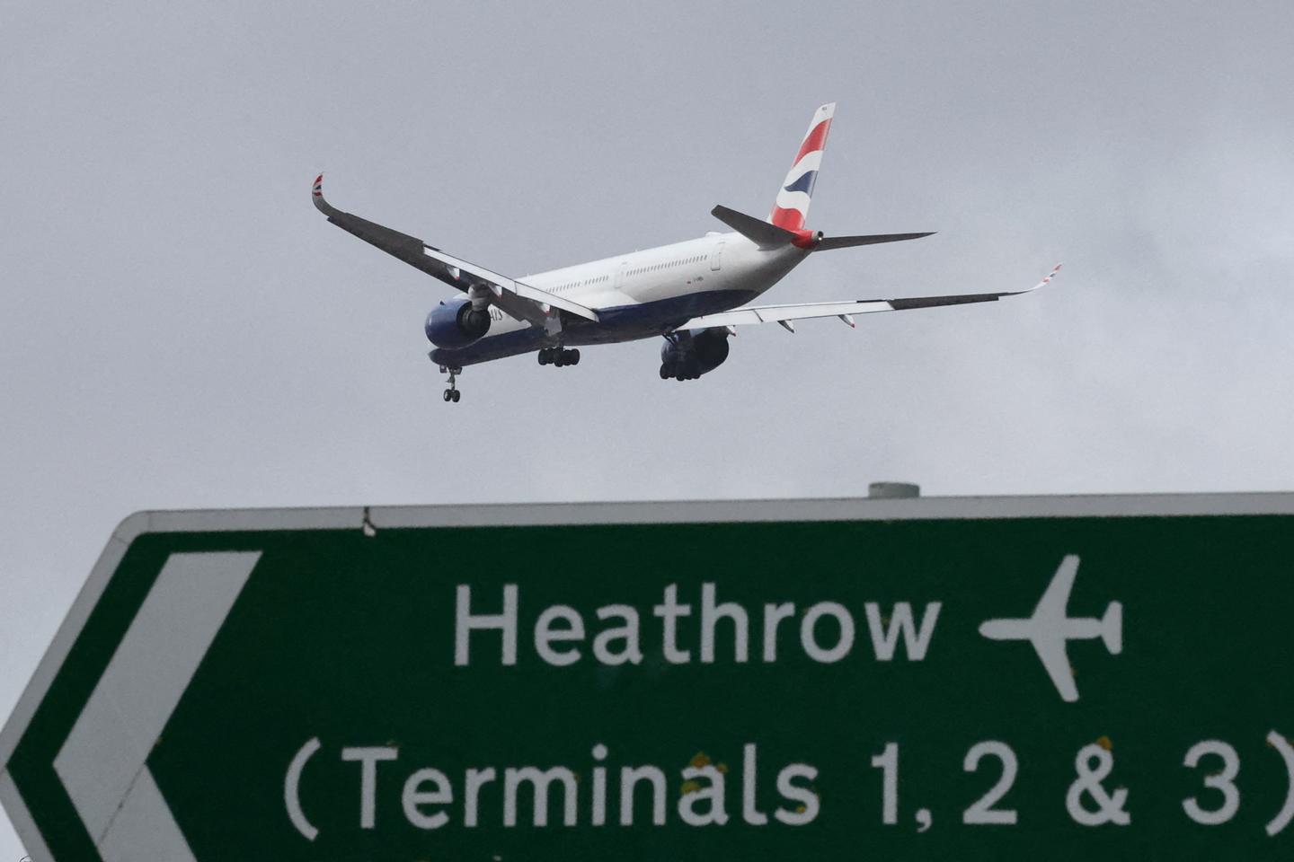 Heathrow Airport to close Friday after fire knocks out power to part of London
