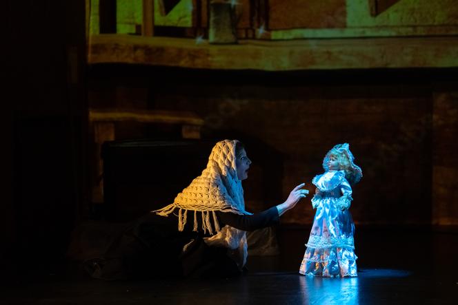 Clémence Laboureau dans « Le Roman d’une vie », d’après Victor Hugo, au Studio Théâtre de Stains (Seine-Saint-Denis), en mars 2025.