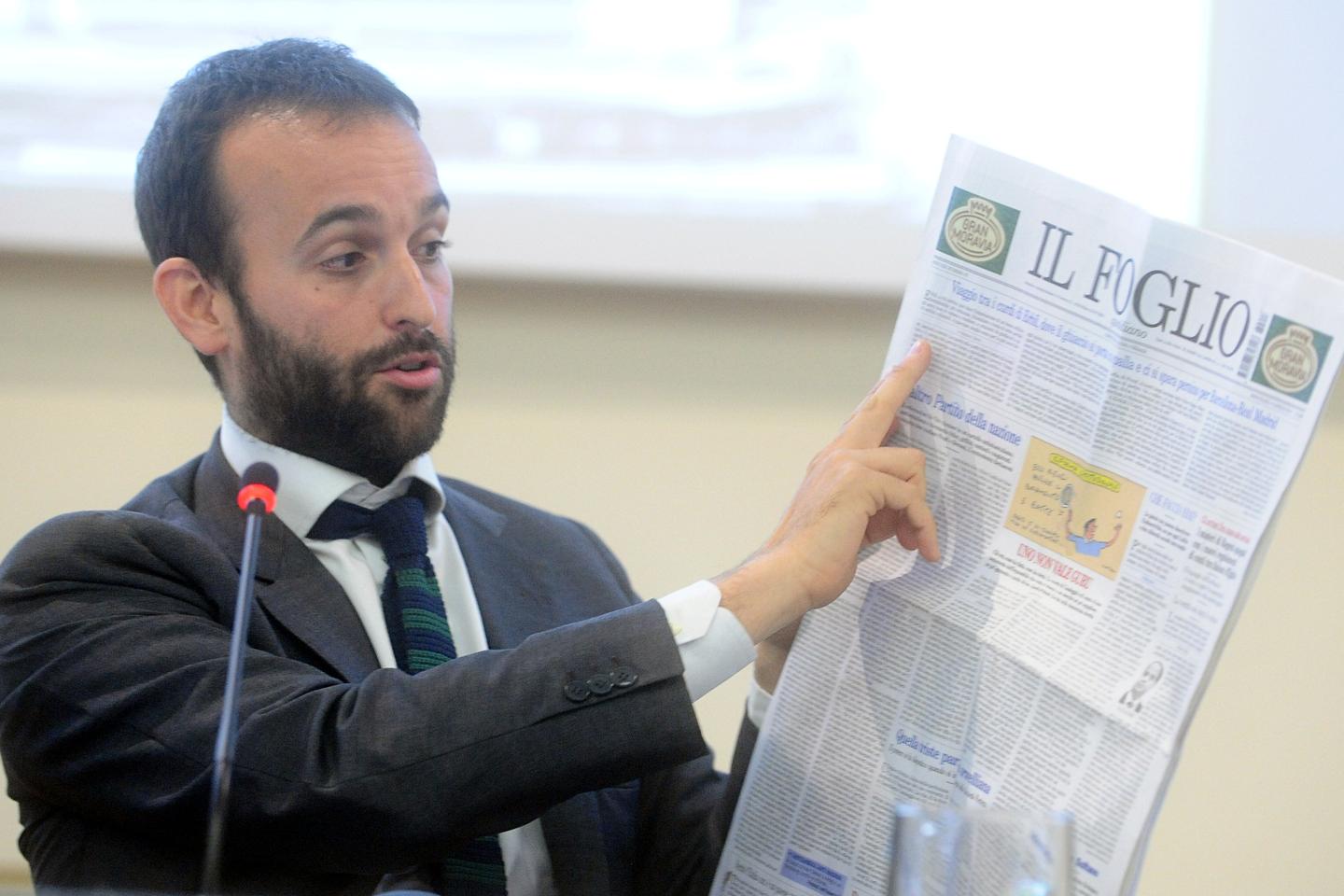 In Italy, 'Il Foglio' newspaper provocatively launches a supplement entirely made by AI