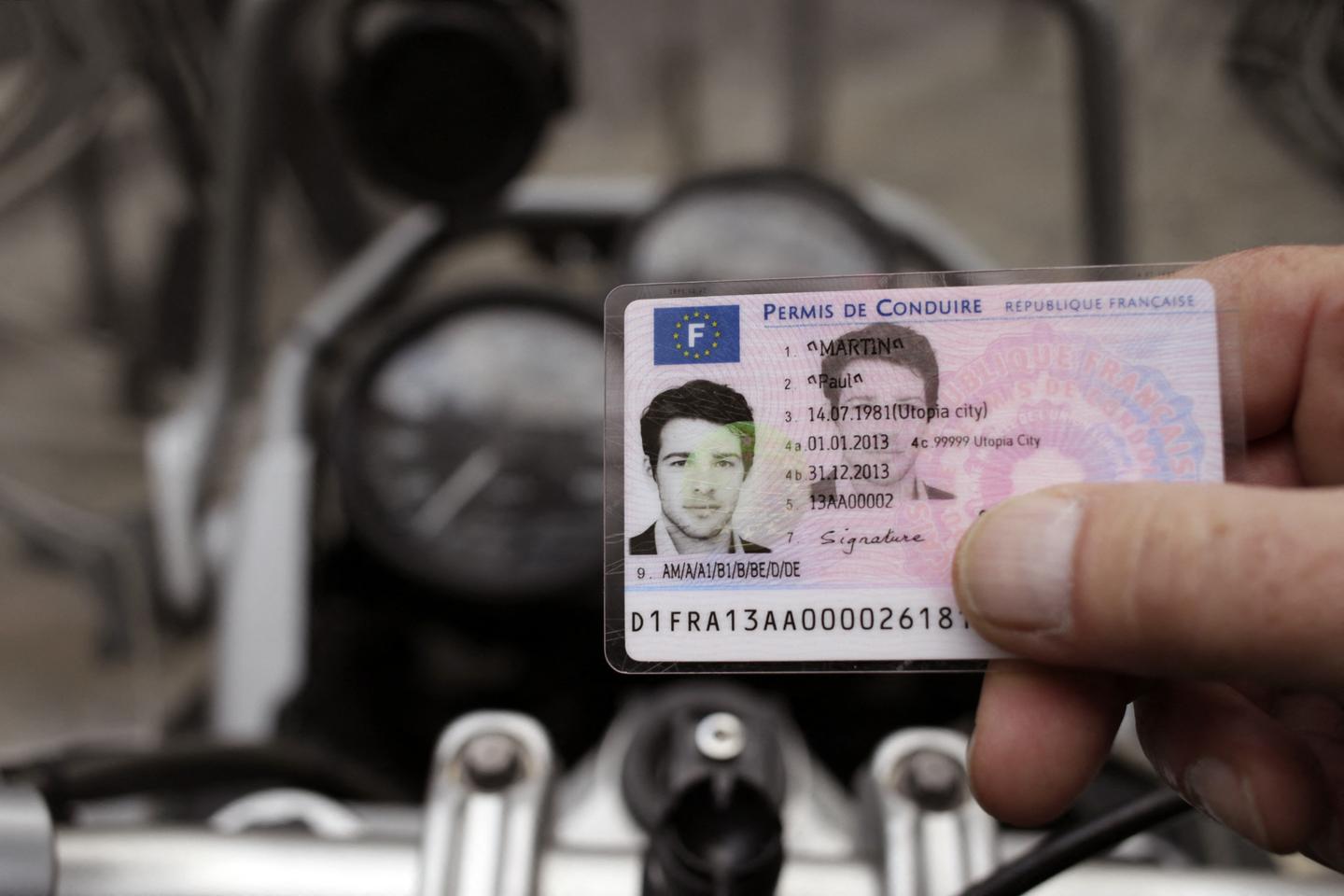 Permis de conduire : l’UE approuve une extension géographique des retraits aux 27 Etats membres en cas d’accident grave