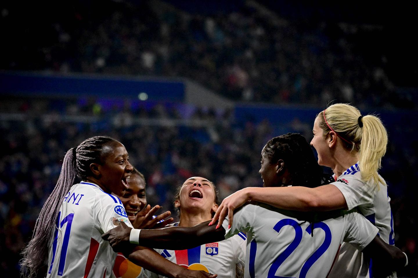 Ligue des champions : l’OL féminin domine le Bayern Munich et retrouve les demi-finales pour la quatorzième fois