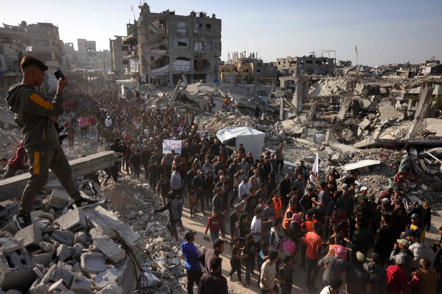 Gaza starts to push back against Hamas