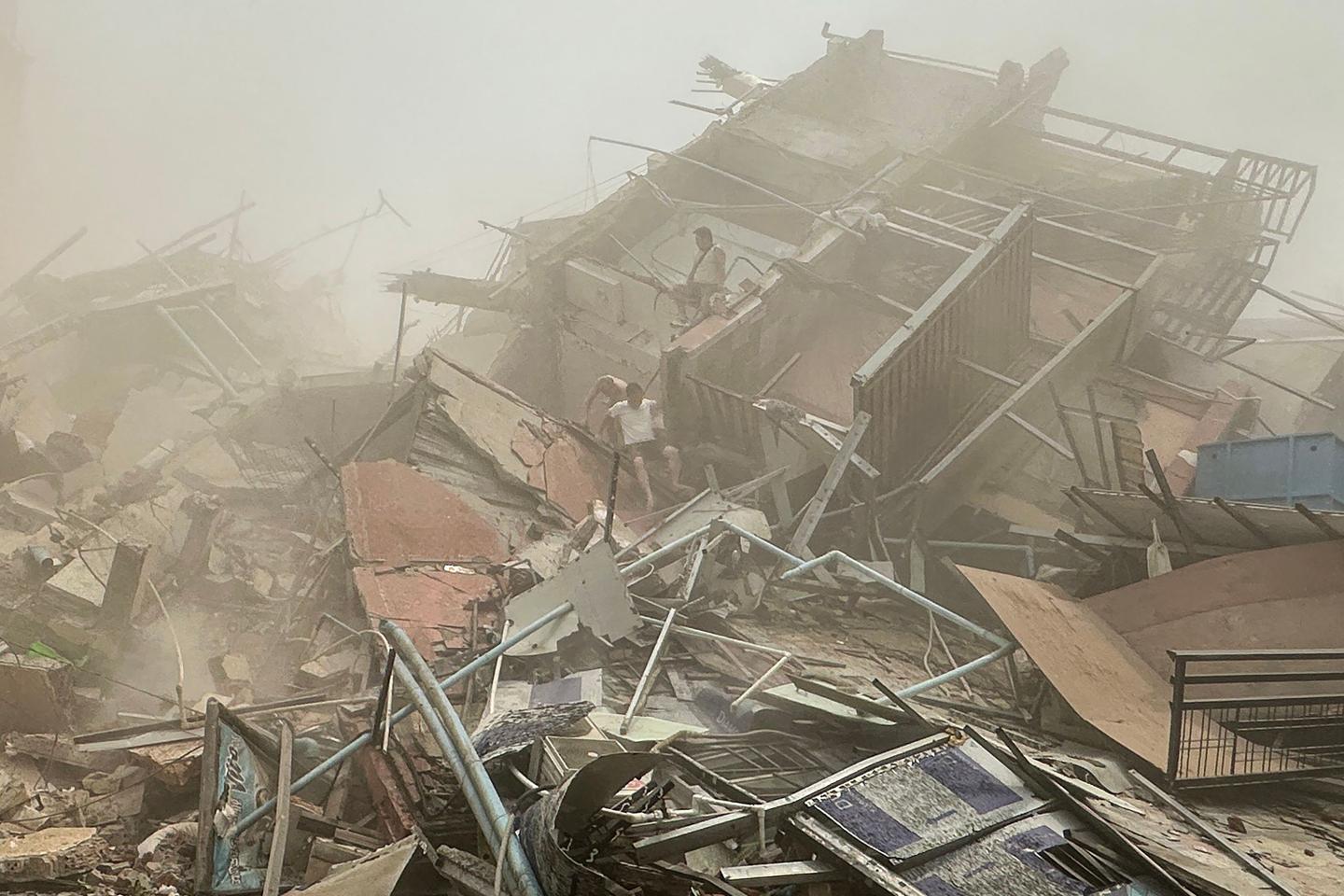 In Myanmar, junta says at least 694 are dead, 1,670 injured after powerful earthquake in Myanmar
