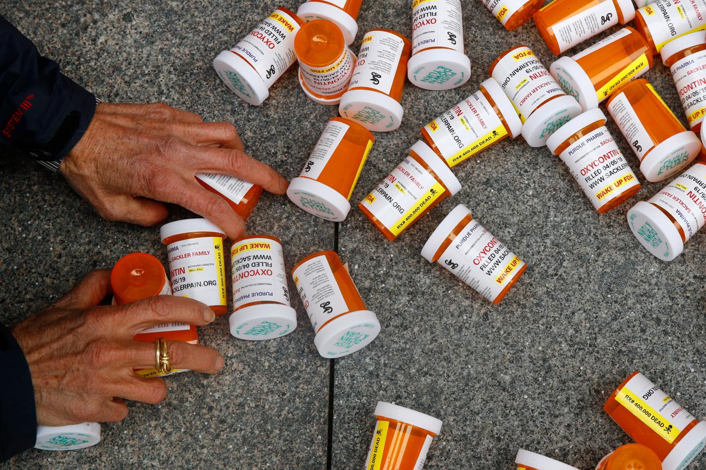 Mylan Pharmaceutical Laboratoryは最大3億3500万ドルを支払うことに同意します