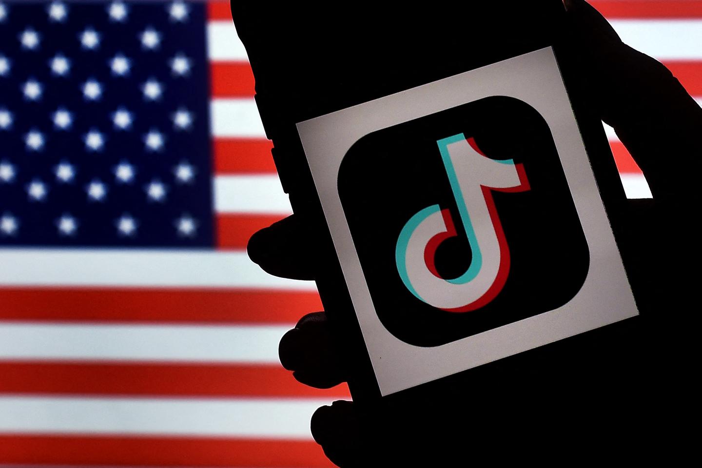 TikTok se plie aux exigences de Washington et crée une entreprise américaine pour éviter son interdiction