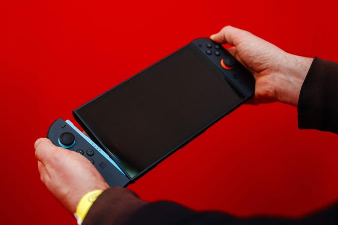 La nouvelle console de Nintendo 2, la Switch 2, a été officiellement présentée à la presse au Grand Palais, à Paris, mercredi 2 avril.