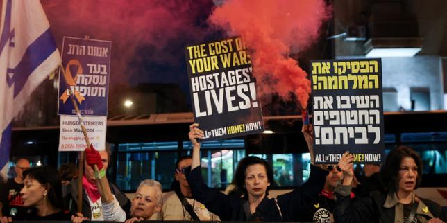 Benyamin Nétanyahou veut poursuivre la guerre à Gaza, les familles d’otages en colère