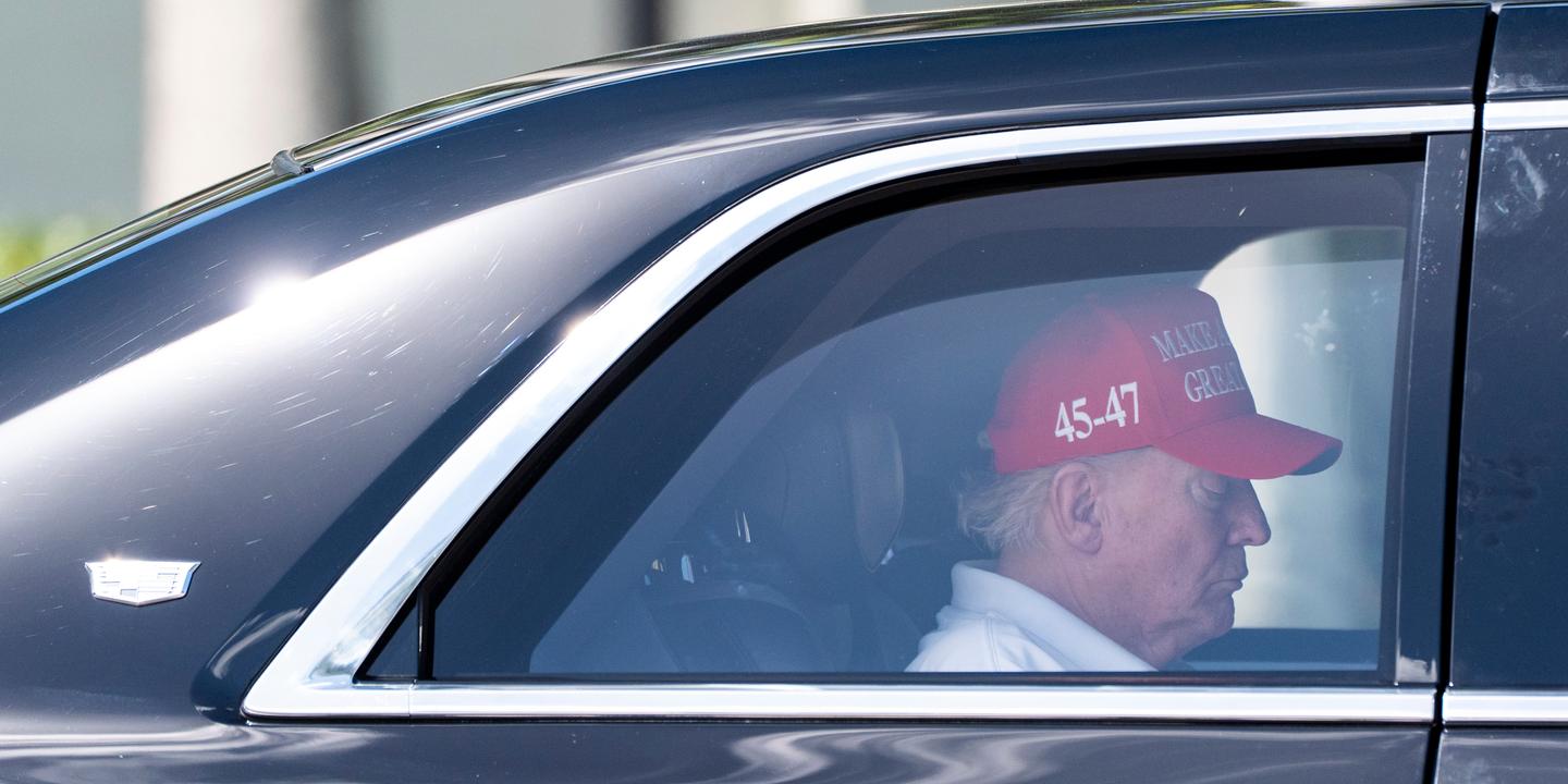 「私は決して政治を変えません」とアメリカ大統領は警告します