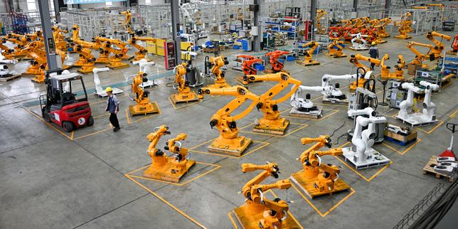 Droits de douane : pourquoi il est si difficile de rattraper le Made in China thumbnail