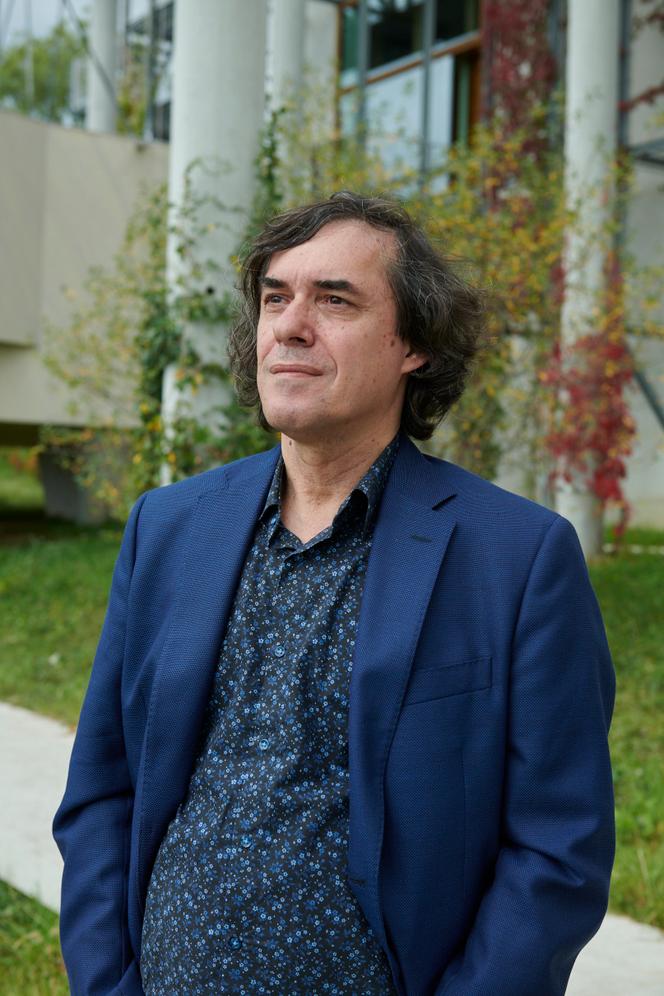 L’écrivain roumain Mircea Cartarescu, à Montricher (Suisse), en 2019.