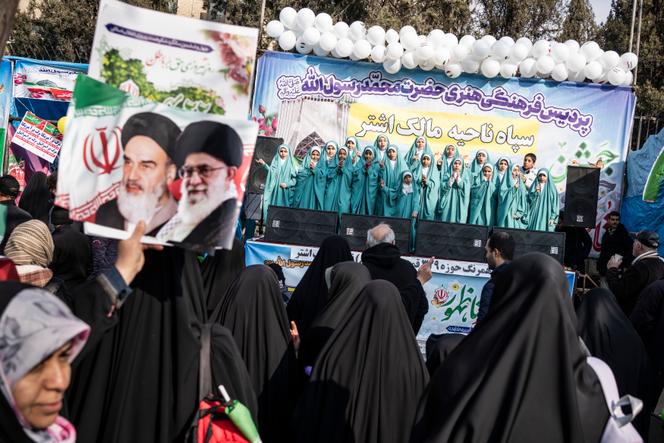 Image extraite du documentaire « Iran : le mollah, les femmes et le voile », de Charles Emptaz et Olivier Jobard.