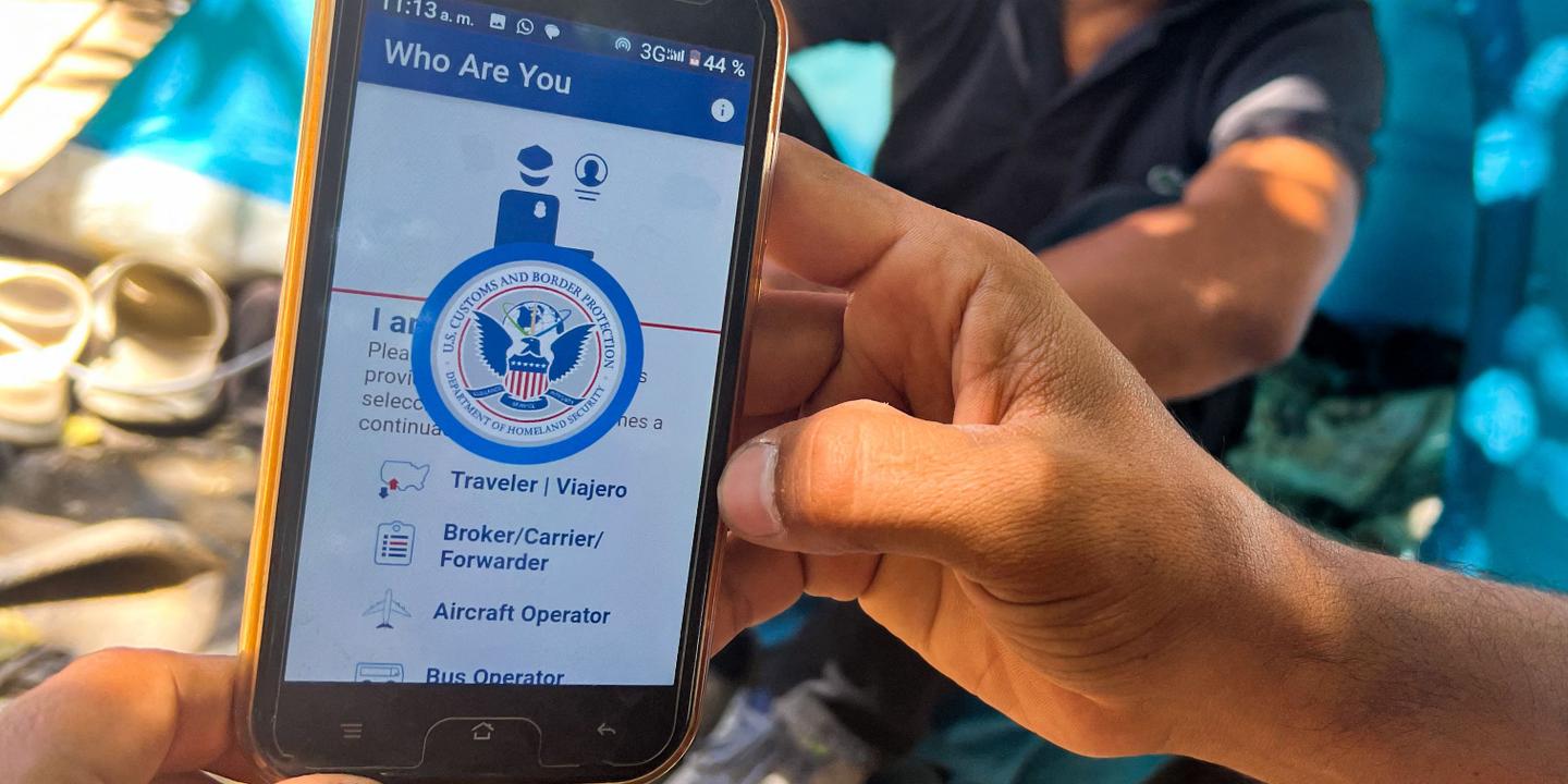 Après l’attaque de membres de la garde nationale à Washington, les Etats-Unis réduisent la durée des permis de travail pour les immigrés