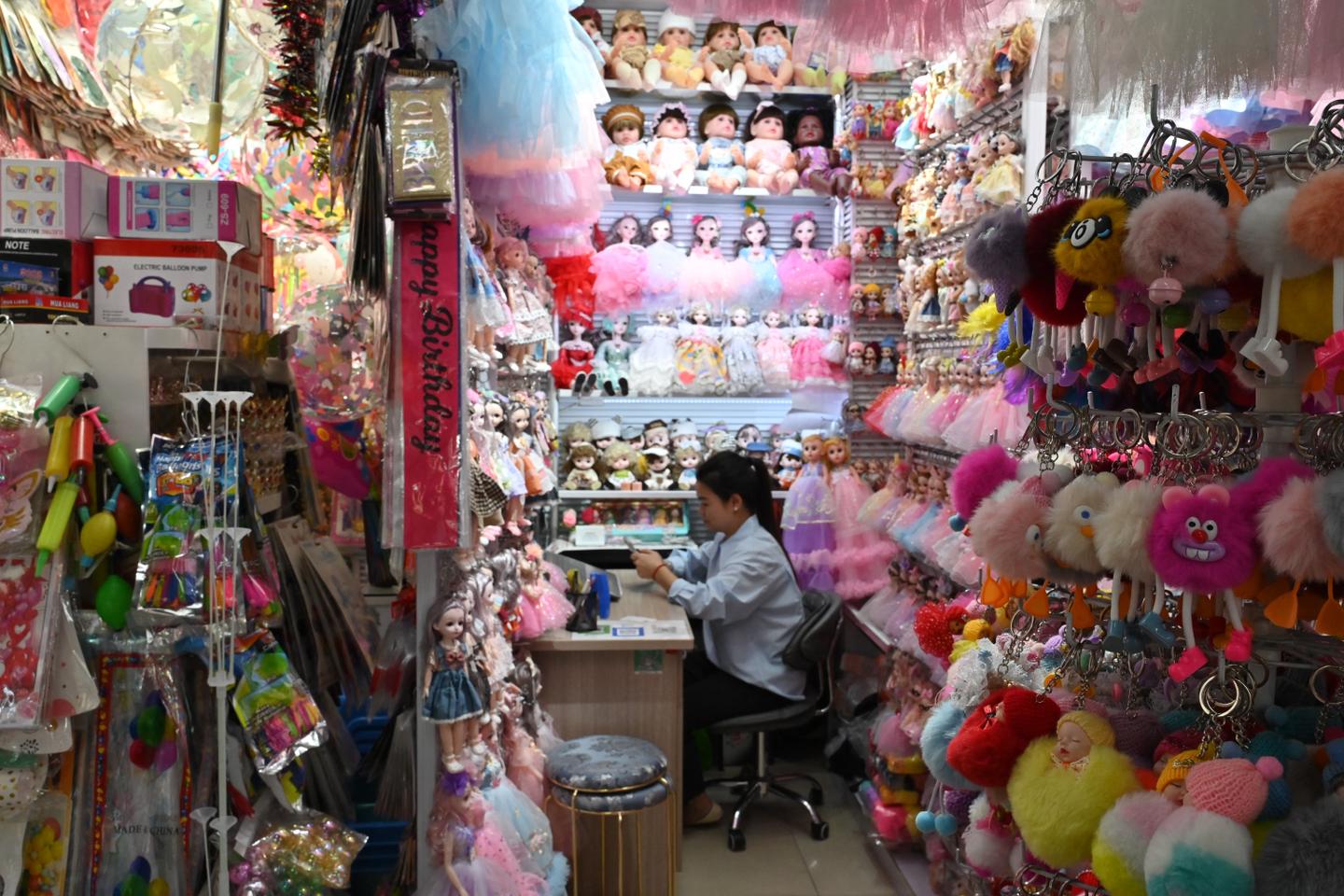 In Yiwu, Chinese suppliers are ready to turn their backs on the US