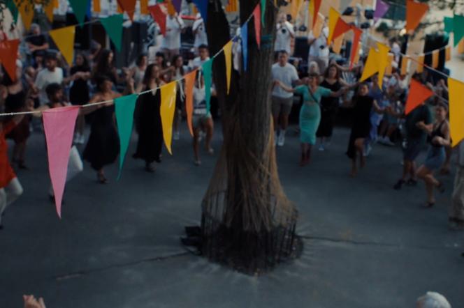 Image extraite du documentaire « Festa Major », de Jean-Baptiste Alazard.