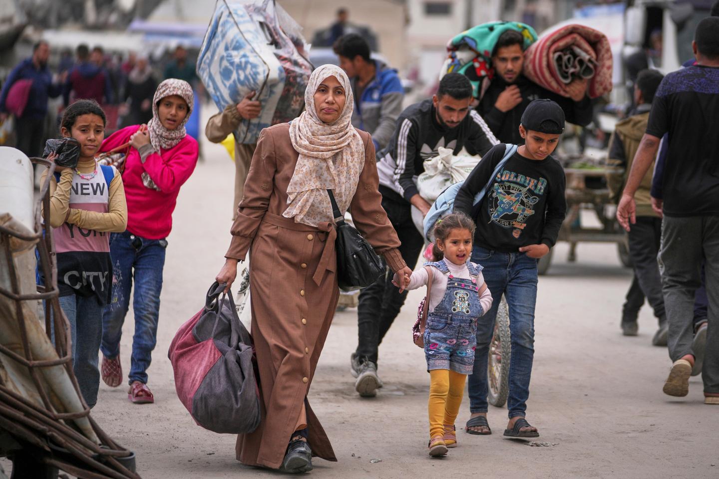 Gaza: Israel expands offensive and issues evacuation orders