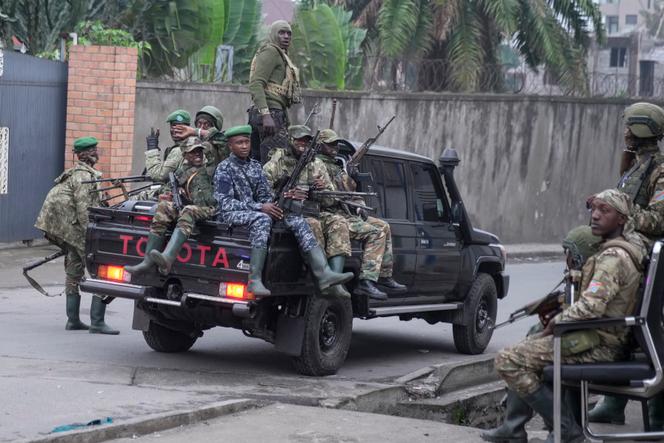 Des rebelles du M23 patrouillent dans les rues de Goma, en République démocratique du Congo, le 29 janvier 2025.