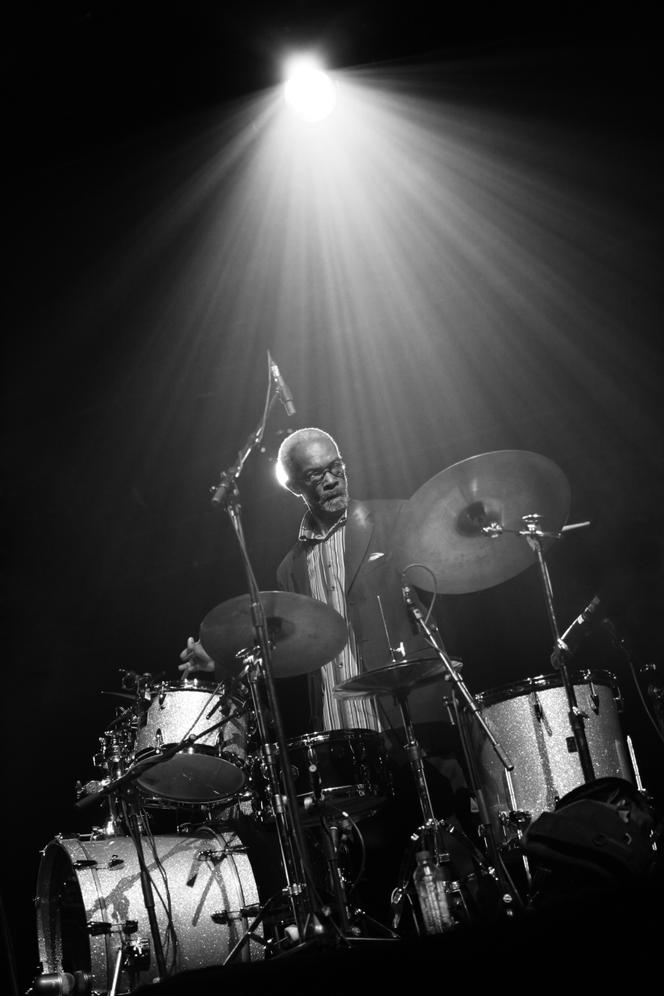 Jean-Claude Montredon, en concert avec Alain Jean-Marie Trio, lors du festival Carib’in Jazz, à l’Olympia, à Paris, le 23 janvier 2010.