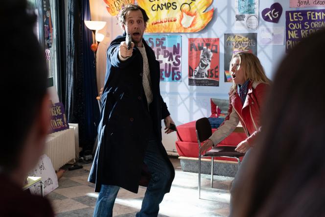 Paul (Benjamin Lavernhe) et Simone (Léa Drucker) dans « Le Mélange des genres », de Michel Leclerc.