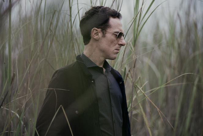 Le comédien Elio Germano incarne le mafieux Matteo Messina Denaro dans « Lettres siciliennes ».