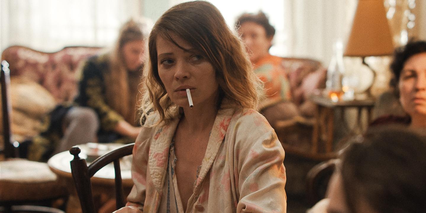  La Chambre de Mariana , un amour filial dans l’interstice de la guerre