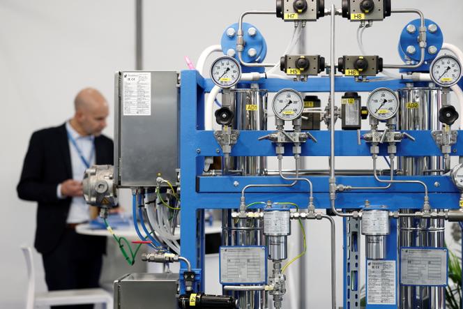 Une solution de purification de l’hydrogène fabriquée par Donaldson lors du salon Hyvolution à Paris, France, le 28 janvier 2025.
