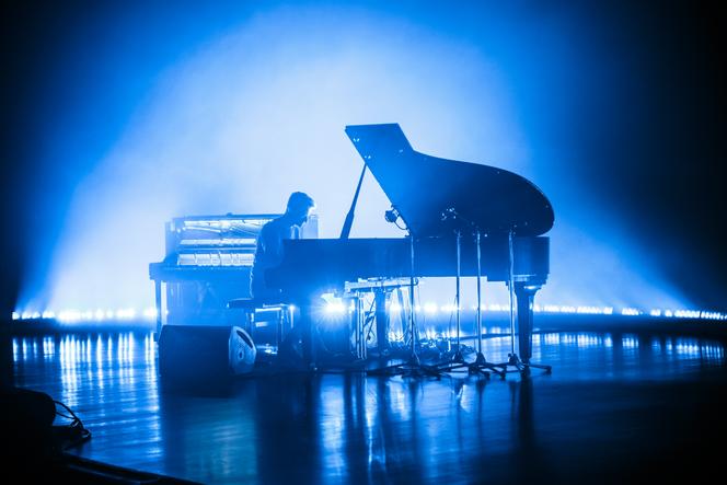 Le musicien Edouard Ferlet joue sa création au Printemps de Bourges, le 16 avril 2025.