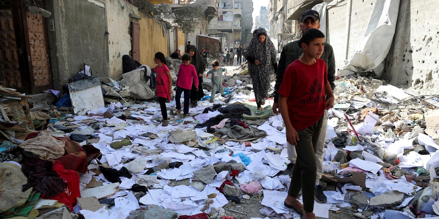 En direct, guerre à Gaza : cinq personnes tuées au cours d’une nouvelle frappe israélienne dans la bande de Gaza, annonce la défense civile palestinienne