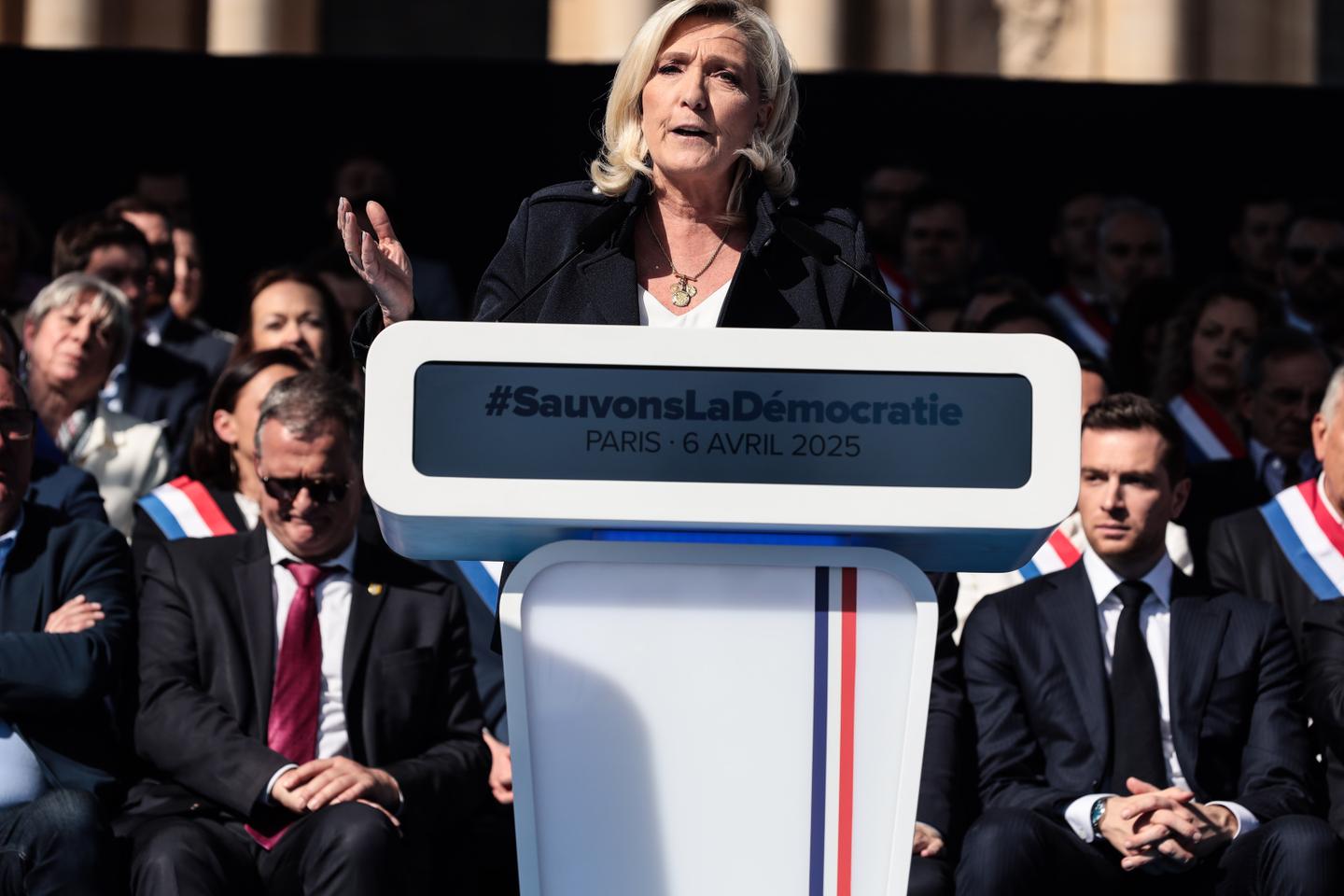 Pope Francis's death: French right and far right hold back their criticisms