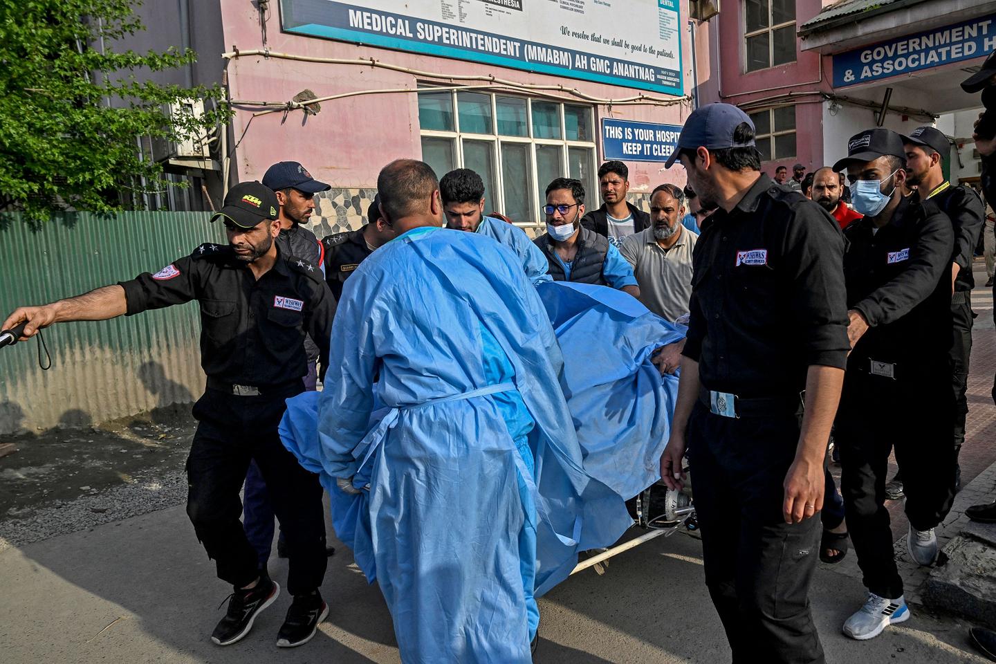 Au Cachemire indien, une attaque contre des touristes fait au moins vingt-quatre morts