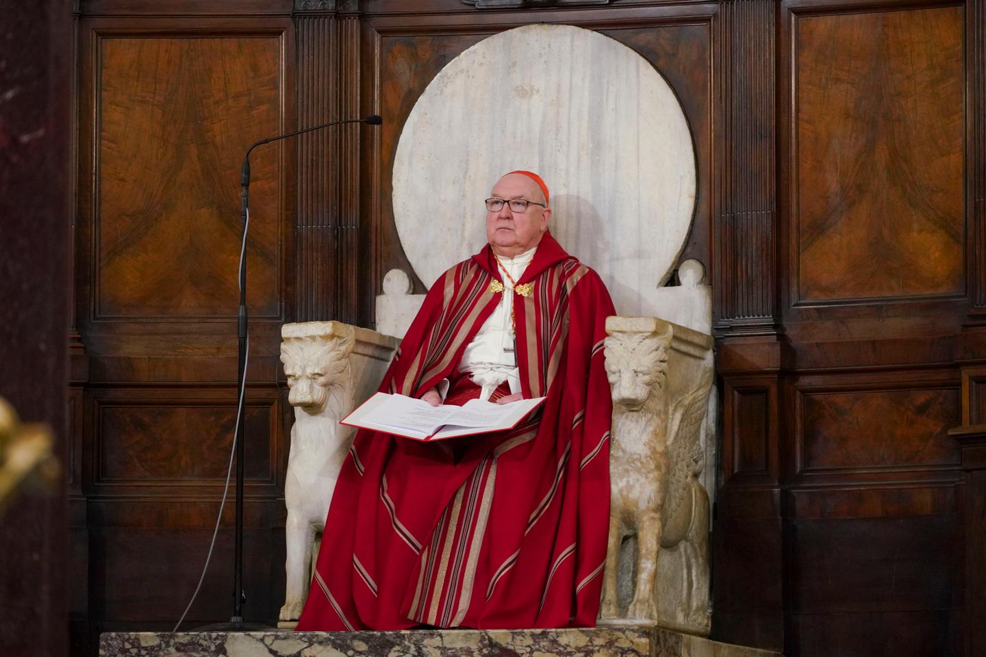 Kevin Farrell, le cardinal américain qui tient les clés du Vatican