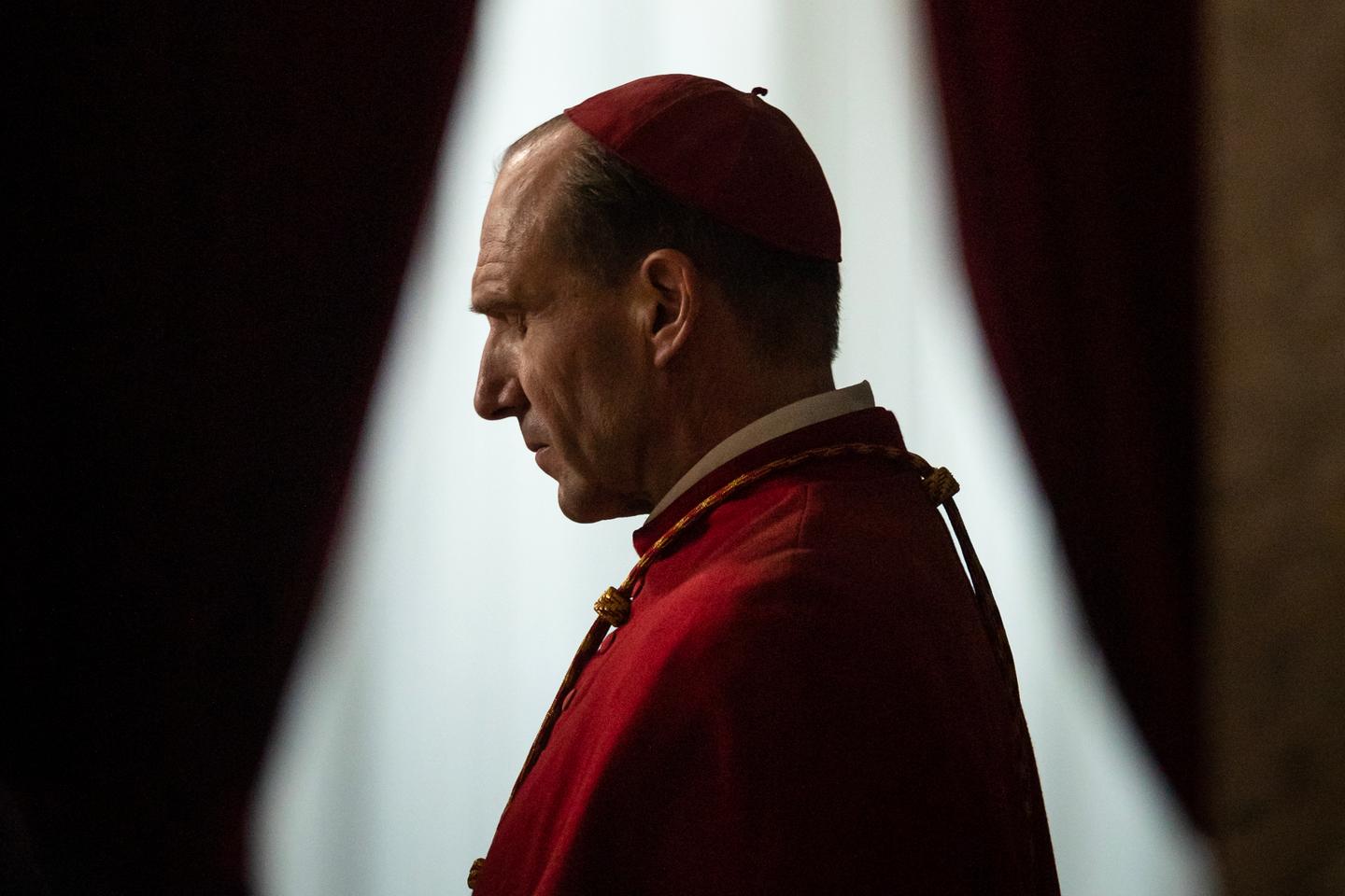 « Conclave », sur Canal+ : manigances en coulisse avant l’élection papale