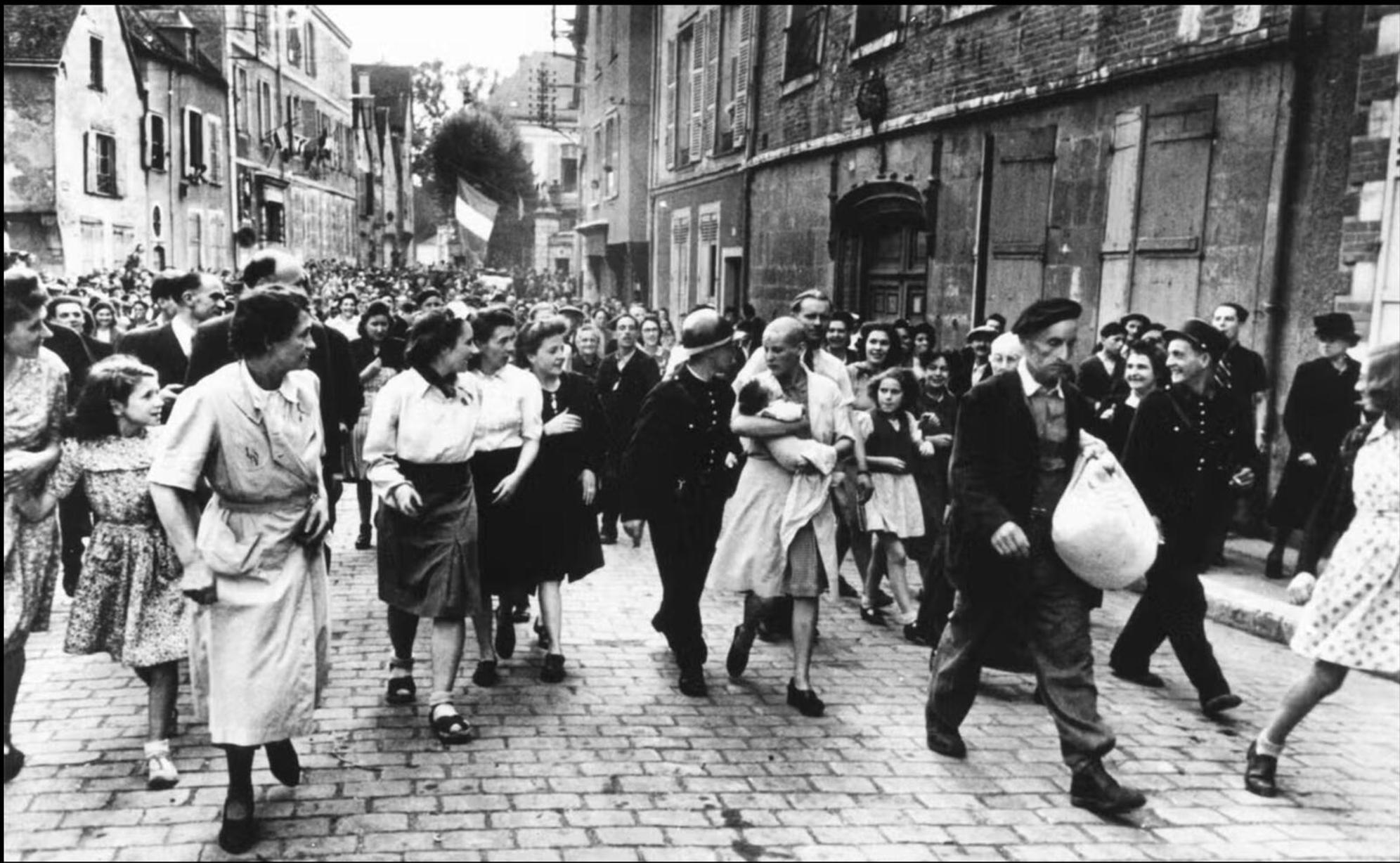 1945 Les Femmes Collaboratrices Et Le Contexte De Vengeance De L 1945-les-femmes-collaboratrices-et-le-contexte-de-vengeance-de-l