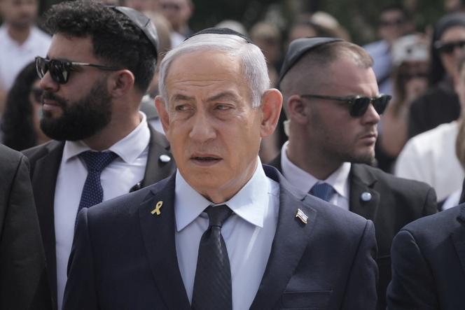 Benyamin Nétanyahou lors d’une cérémonie organisée à l’occasion de la Journée internationale dédiée à la mémoire des victimes de l’Holocauste, à Jérusalem, jeudi 24 avril 2025.