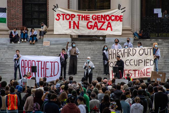 Durante uma manifestação pró-Palestina no campus da Universidade de Harvard, em Cambridge, Massachusetts, em 14 de outubro de 2023.