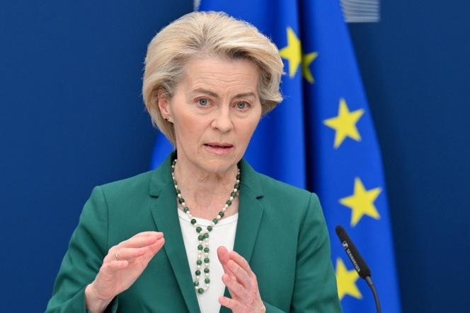 La présidente de la Commission européenne, Ursula von der Leyen, lors d’une conférence de presse au siège de la Commission européenne à Bruxelles, le 7 avril 2025.