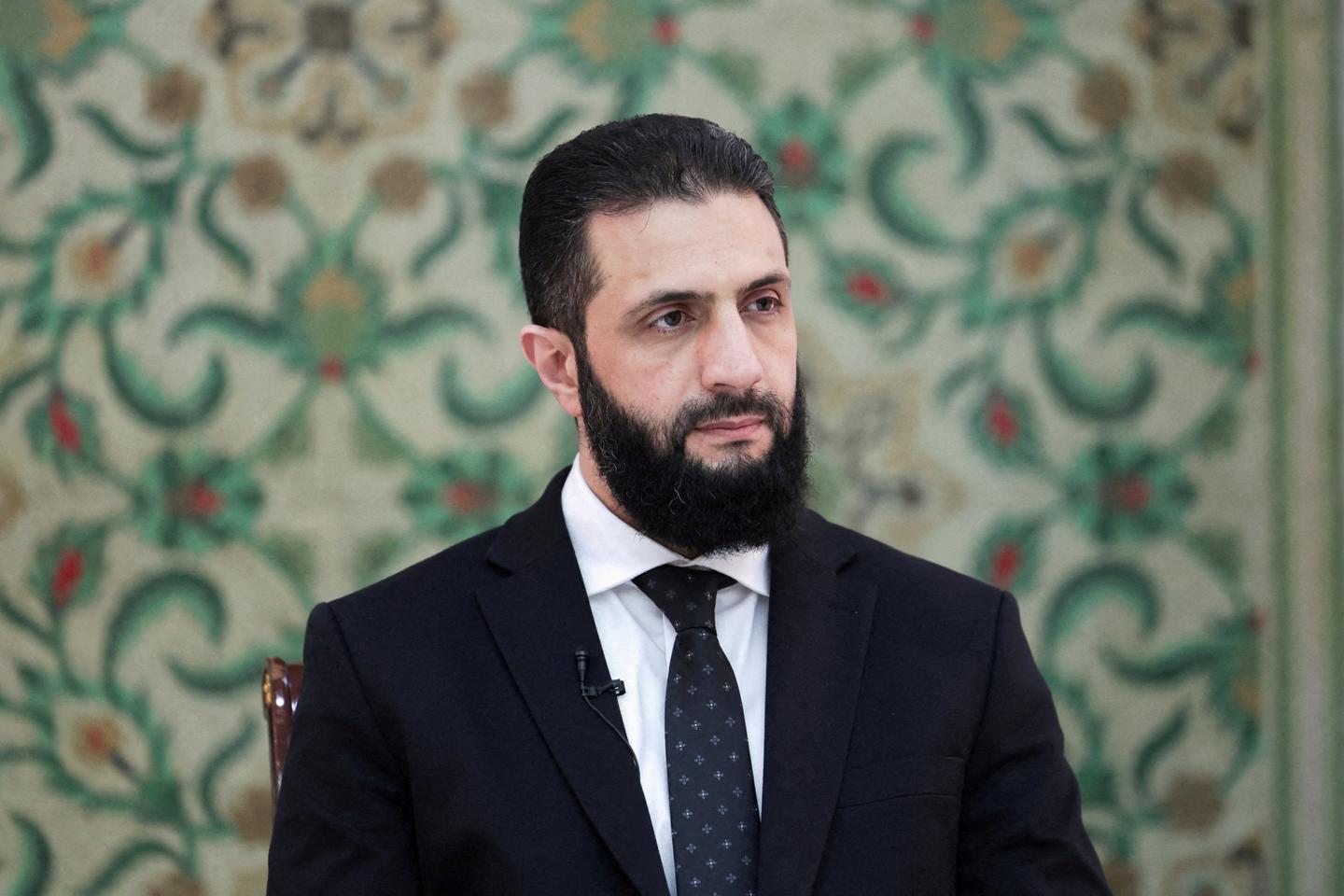 France to host Syria's new leader on first European visit