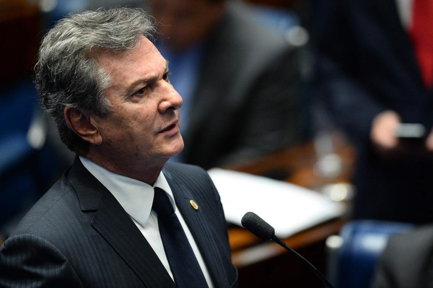 Au Brésil, l’ancien président Fernando Collor de Mello incarcéré pour corruption