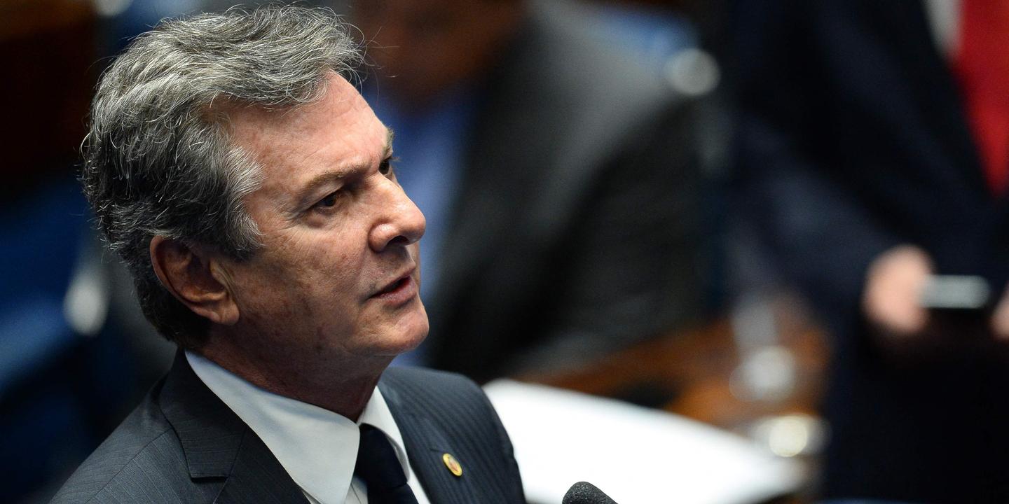 Au Brésil, l’ancien président Fernando Collor de Mello incarcéré pour corruption