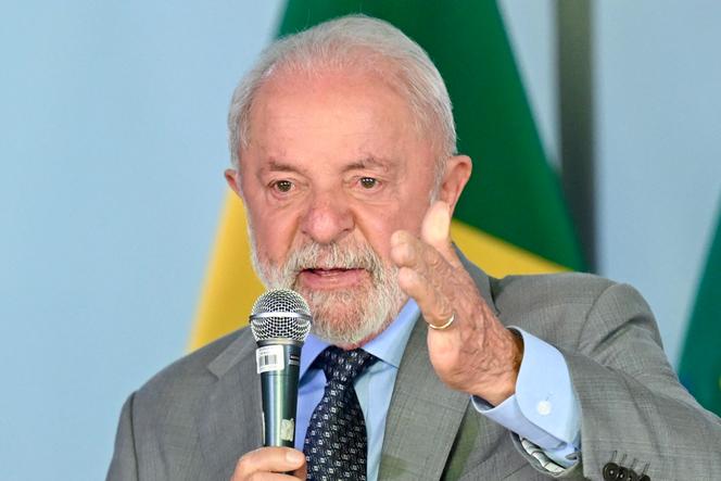Le président brésilien Luiz Inacio Lula da Silva s’exprime au palais du Planalto, à Brasilia, le 23 avril 2025.